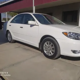 Toyota Camry 2004