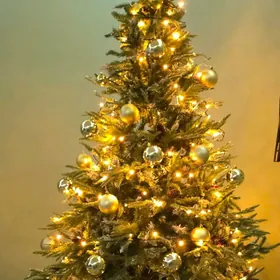 Продается елка !!!!