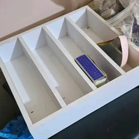 маникюрный стол