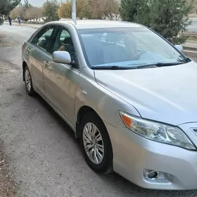 Toyota Camry 2010