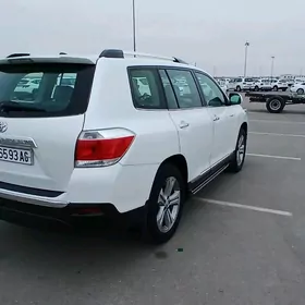 Toyota Highlander 2011