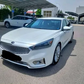 Kia Cadenza 2017
