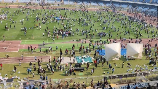 Плохая организация встречи с Месси привела фанатов в Индии в негодование