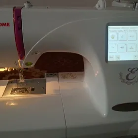 Kompyuter yaka Janome 350E