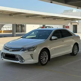 Toyota Camry 2017