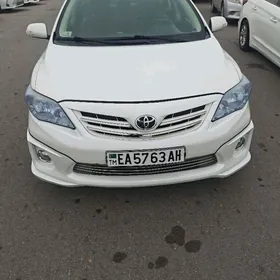 Toyota Corolla 2013