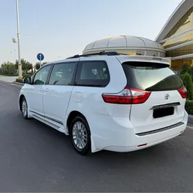 Toyota Sienna 2017