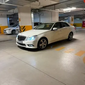 Mercedes-Benz E350 2010