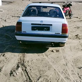 Opel Omega 1990