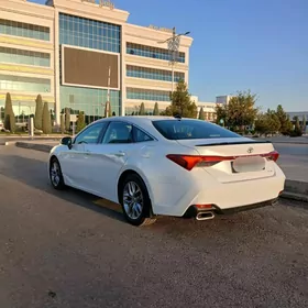 Toyota Avalon 2022