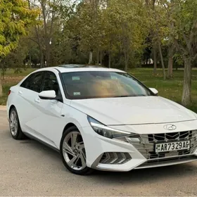 Hyundai Elantra 2023