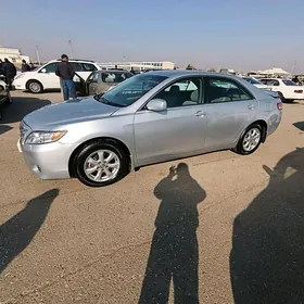 Toyota Camry 2011