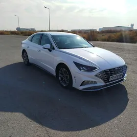 Hyundai Sonata 2021