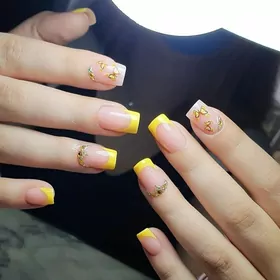 Dyrnak vosk hyzmatlary