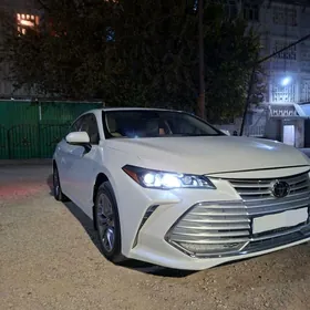 Toyota Avalon 2019