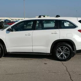 Toyota Highlander 2017