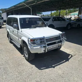 Mitsubishi Pajero 1996