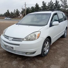 Toyota Sienna 2005