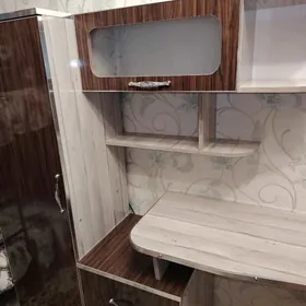 Школьный уголок