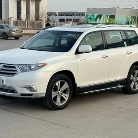 Toyota Highlander 2011
