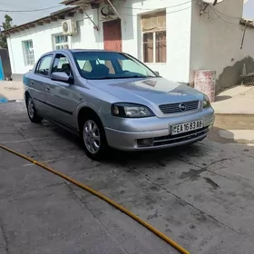 Opel Astra 2003