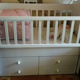 детская кроватка