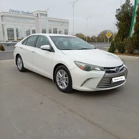 Toyota Camry 2016