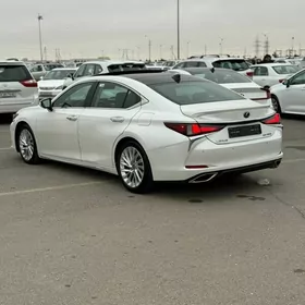 Lexus ES 350 2019