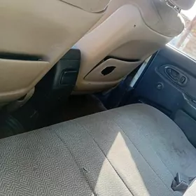 Mitsubishi L200 1998