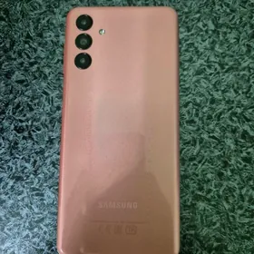Samsung A04s