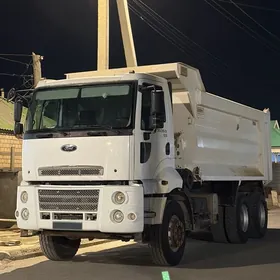 Ford Cargo 3535D 2014