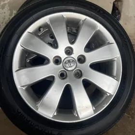 диска болон Титаник