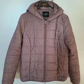 куртки желетки ветровка