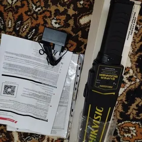 ручной металлоискатель