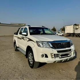 Toyota Hilux 2010