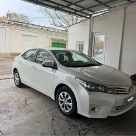 Toyota Corolla 2015