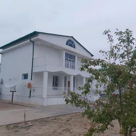 Taze zaman kates 5 komnat