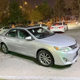 Toyota Camry 2011