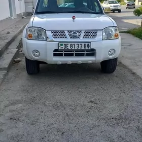 Nissan Navara 2014