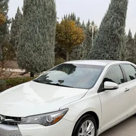 Toyota Camry 2016