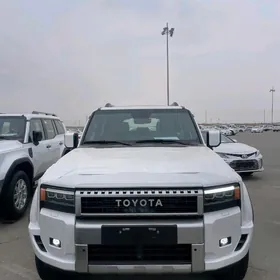 Toyota Land Cruiser Prado 2025