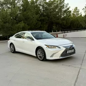 Lexus ES 350 2020