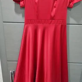 Платье.Ткань:Русский атлас