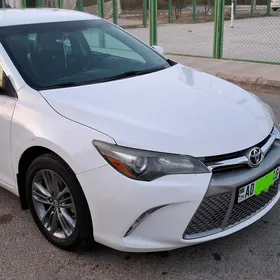 Toyota Camry 2017