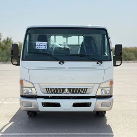 Mitsubishi Canter 2025