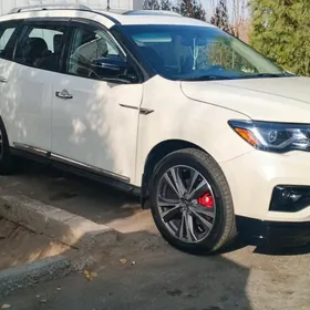 Nissan Pathfinder 2020