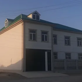 Änew iki Etaj Plon Jaý