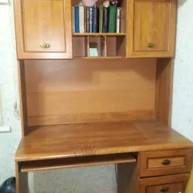 стол компьютерный