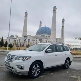 Nissan Pathfinder 2020