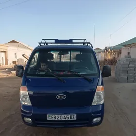 Kia Bongo 2011